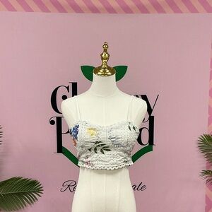 Lulu's White Floral Embroidered Crop Top